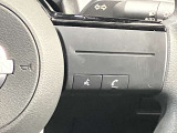 携帯電話をBluetooth接続した際はハンドルスイッチで通話・終話ができます