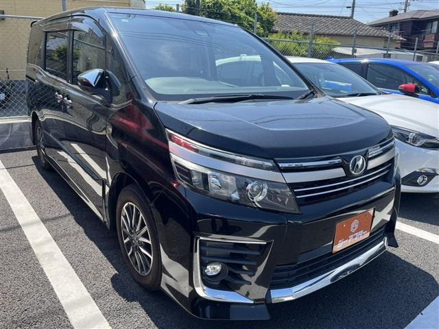 トヨタ ヴォクシー 