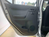 WEB店舗の中古車本部では仕上げ後すぐWEB掲載しております。まだ店頭に出ていない車両ですので見つけたときがチャンスかも。最寄りの店舗まで配送いたしますのでお気軽にお問い合わせください。