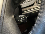 レーダークルーズコントロール(全車速追従機能付)付きです。車速に応じて追従支援してくれるので、ロングドライブも快適です。