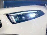 ●LEDヘッドライト:夜間走行時も良好な視界を確保し安心して運転できる高輝度LEDヘッドライトを装備!点灯速度が早く、消費電力も抑えられています。