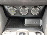 【オートエアコン】車内温度を感知して自動で温度調整をしてくれるのでいつでも快適な車内空間を創り上げます!