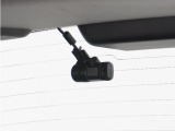 ◆リアにもドライブレコーダーを装備しております◆映像・音声などを記録する自動車用の装置です。もしもの事故の際の記録はもちろん、旅行の際の思い出としてドライブの映像を楽しむことができます。