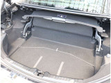 入庫時・販売時・納車前に、弊社基準の68項目に及ぶ点検整備を実施しております。