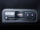 デザインスッキリのビルトイン『ETC』!高速道路の特典はもちろん、キャッシュレスなので料金所では徐行するだけで通過可能です!