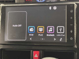 ブルートゥースに接続することにより、スマホに入ったお気に入りの音楽を車内で楽しむことができます♪あると本当に便利な機能になっています!