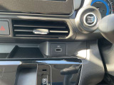 USB電源ソケットも装備しています