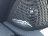 ハーマンカードンのカースピーカーは良質な音を届けると同時に、その先にある車内空間における上質な&ldquo;音楽体験&rdquo;も提供している。