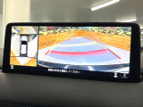 【360&deg;ビューモニター】専用のカメラにより、上から見下ろしたような視点で360度クルマの周囲を確認することができます☆死角部分も確認しやすく、狭い場所での切り返しや駐車もスムーズに行えます。