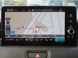 【ホンダコネクト対応ナビ】快適な操作性で、使える機能が満載!自動地図更新機能や24時間365日緊急サポート、スマートフォンを使ったドアロック解除・エンジン始動などといった便利な機能が搭載されています。