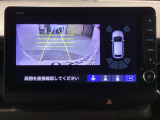 バックをするとき自動でリアの様子が映る『リアカメラ』付き! 画面で確認しながらバックが出来るので駐車の時も安心です。