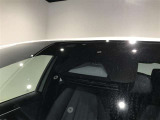 【衝突被害軽減ブレーキ】前方の車両や横断する歩行者などを検知した時、衝突回避や被害軽減をサポートします。