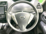 【ステアリングスイッチ】運転中、前方から目線をそらすことなく、オーディオ等の操作が可能な便利機能!安心&快適なドライブを演出してくれます♪