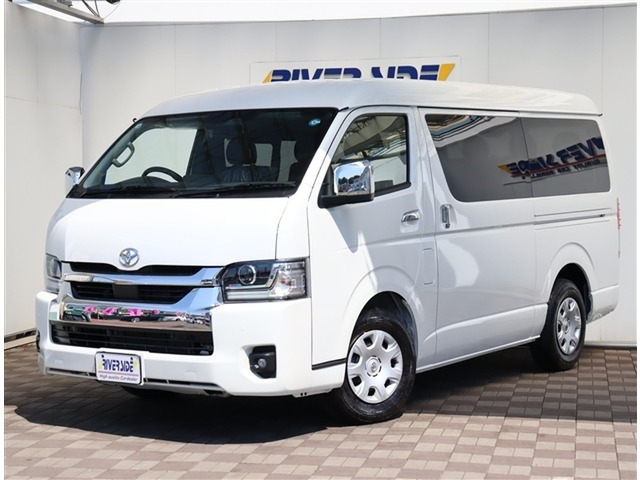 トヨタ ハイエース 
