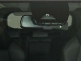 TOYOTA SAFETY SENSEは道路状況、車両状態、天候状態及びドライバーの操作状況などによっては、作動しない場所があります。あくまで運転補助機能です。