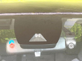【トヨタセーフティセンス】走行中に前方の車両等を認識し、衝突しそうな時は警報とブレーキで衝突回避と被害軽減をアシスト。より安全にドライブをお楽しみいただけます。
