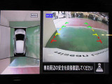 アラウンドビューモニターで車庫入れも空から見ている様に駐車できラクラクです。