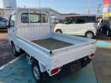 当店では、自社で仕入れした厳選車両を、多数展示しております。リーズナブルなお車を多数在庫しております。掘り出し物を探しにいらしてください。