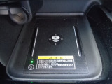 ワイヤレス充電器