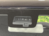 【スズキ セーフティサポート】走行中に前方の車両等を認識し、衝突しそうな時は警報とブレーキで衝突回避と被害軽減をアシスト。より安全にドライブをお楽しみいただけます。