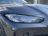 また、BMW正規認定中古車は、エマージェンシーサービスが自動付帯。24時間365日、皆様のカーライフをサポート致します。確かな安心のうえで、「駆けぬける歓び」をご堪能ください。