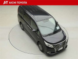 両側パワースライドドア付きだから、狭い駐車スペースなどでの乗り降りラクラク♪小さなお子さまのいるご家庭には嬉しい装備です。