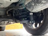 お車を安心してお乗りいただく為には、足回りの定期点検が欠かせません。サービスサポート(有償保証)では無料点検もご提供しており、安心のカーライフをお過ごしいただけるサポート体制が整っています。