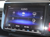 ナビゲーションは純正9インチメモリーナビ(VXM-217VFNi)を装着しております。AM、FM、CD、DVD再生、Bluetooth、音楽録音再生、フルセグTVがご使用いただけます。