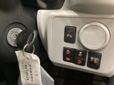 カギ式エンジンスタート!横滑り防止装置やハイビームアシストのスイッチはパネルに集約!!