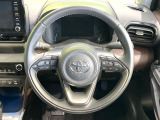 【純正革巻きステアリング】上質な革を使用することで、手にしっかり馴染みとても運転しやすいハンドルです♪
