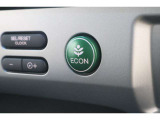 ECONスイッチの効果とあなたの運転で、クルマと力をあわせ「燃費向上=ガソリン代の節約=CO2 削減」のチャレンジをお楽しみください。