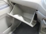 収納スペースもたくさんあるので車内の整理整頓もバッチリです!!