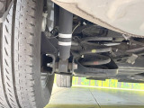お車を安心してお乗りいただく為には、足回りの定期点検が欠かせません。サービスサポート(有償保証)では無料点検もご提供しており、安心のカーライフをお過ごしいただけるサポート体制が整っています。