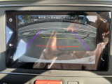 バックカメラ搭載☆ディスプレイオーディオと連動して死角となっている車体後方の状況を映し出し、駐車時のサポートをしてくれます♪