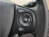 ◆アダプティブクルーズコントロール◆予め設定した車速内でクルマが自動的に加減速。前走車との適切な車間距離を維持しながら追従走行します。【LKAS】車線維持支援システムでステアリング操作を支援。