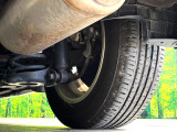 お車を安心してお乗りいただく為には、足回りの定期点検が欠かせません。サービスサポート(有償保証)では無料点検もご提供しており、安心のカーライフをお過ごしいただけるサポート体制が整っています。