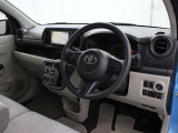 運転席廻りです。