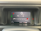 ホンダセンシング装着車となっております。衝突軽減ブレーキ、誤発進抑制機能、歩行者事故低減ステアリング、路外逸脱抑制機能、アダプティブクルーズコントロール、車線維持支援システム他、安全運転を幅広く支援。
