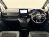 いつでも気持ちよく運転できて、使い勝手のいい収納や体をケアするシート、細部にまでこだわったインテリア♪