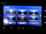 フルセグテレビ搭載。DVD・CD再生・SDカードにも対応しています。