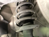 お車を安心してお乗りいただく為には、足回りの定期点検が欠かせません。サービスサポート(有償保証)では無料点検もご提供しており、安心のカーライフをお過ごしいただけるサポート体制が整っています。