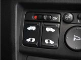 ◆両側電動スライドドア◆狭い駐車場でも乗り降りが楽々♪お子様が隣の車にドアを当ててしまう心配もございません!小さなお子様連れの方もこれで安心。