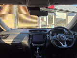 運転席周りの視界もよくハンドルも軽い取り回しなのですごく運転がしやすい車です。