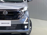 【ハイビームアシスト】暗い道も対向車のライトや周辺の明るさに合わせてハイビームとロービームを自動切り替え★