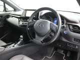 運転席廻りです。