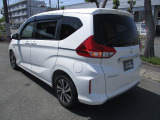 後席プライバシーガラス 車内の気温上昇を抑えます