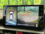 【パノラミックビューモニター】専用のカメラにより、上から見下ろしたような視点で360度クルマの周囲を確認することができます☆死角部分も確認しやすく、狭い場所での切り返しや駐車もスムーズに行えます。