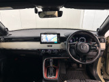 見通しの良い運転席回りとなっておりますので安心して運転をして頂けます!窓が大きいので明るく開放的な室内です