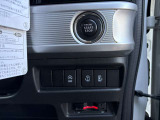 自社鈑金工場・陸運局指定整備工場も完備しております!月100台以上の車を整備しております!ベテランの整備士多数在籍☆彡納車時の点検・整備にもご安心ください!!