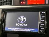 【純正ナビ】人気の純正ナビを装備しております。ナビの使いやすさはもちろん、オーディオ機能も充実!キャンプや旅行はもちろん、通勤や買い物など普段のドライブも楽しくなるはず♪